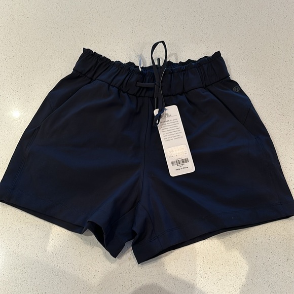 Stretch High-Rise Drawstring Shorts with Pockets 2.5" - Picture 8 of 8